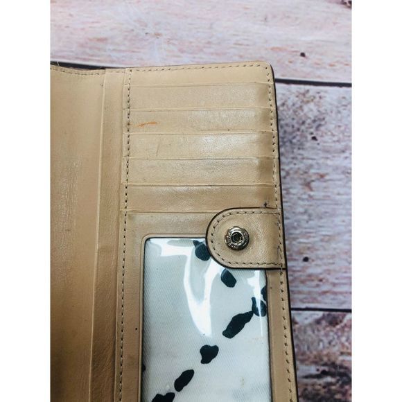 Kate Spade outlet Pebble Leather wallet - Picture 4 of 8